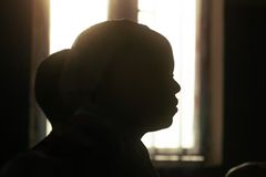 Mais de 3.100 cristãos foram vítimas de violência sexual por sua fé em 2024