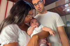 Bebê de 2 meses sobrevive a picada de escorpião e mãe testemunha: \"Foi um milagre\"