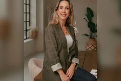 Pastora ensina pais a trocarem a preocupação pela oração
