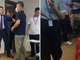 China: Autoridades invadem igreja subterrânea e removem pastor do púlpito durante culto
