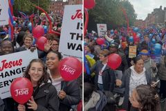 Marcha para Jesus leva mais de 20.000 pessoas às ruas de Dublin: ‘A Irlanda é do Senhor’