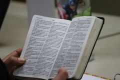 Lei que permite uso da Bíblias em escolas é promulgada em Conquista da Vitória