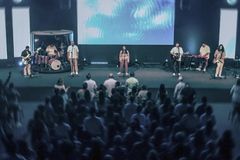 Número de evangélicos em Portugal cresce impulsionado pela imigração de brasileiros