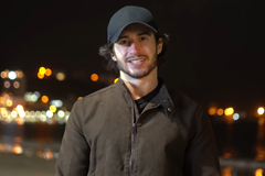 Influencer testemunha transformação após aceitar Jesus: \"Era escravo do sexo\"