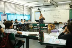 Justiça suspende lei que permite Bíblia como material complementar em escolas de BH