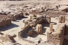 Mural de Jesus curando enfermo e igrejas de 1.600 anos são encontrados no Egito