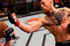 Após dizer que daria uma surra em Jesus, McGregor é alvo de oração de pastor: “Que morra”