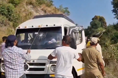 Missionários são agredidos com paus e barras de ferro por extremistas hindus na Índia