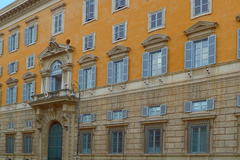 Vaticano afirma que Jesus Cristo é o único Redentor e Mediador, não Maria