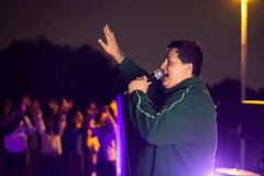 Estudantes da USP tentam impedir cultos do Dunamis Pocket na universidade