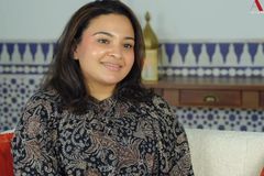 Professora islâmica se converte ao sonhar com Jesus: \"Quando você bate, Ele abre a porta\"