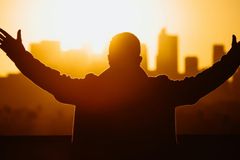 A dor é um fenômeno de despertamento!