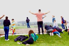 Por que orar no monte, se posso orar em casa? Pastor responde