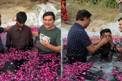 Desenganado, jovem sai da UTI e é batizado no Paquistão: \"Deus fez milagre\"