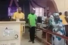 38 cristãos são resgatados após serem sequestrados em culto na Nigéria