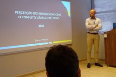 Levantamento da AtlasIntel indica: Lula precisa se aproximar de Israel