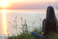 Quando o novo ainda não chegou