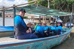 Em meio à crise com EUA, igrejas na Venezuela cuidam dos mais pobres: \"Luz nas trevas\"