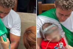 Nikolas Ferreira ora por bebê com doença rara durante caminhada: \"Deus faz o impossível\"