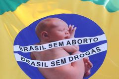Número de brasileiros contra liberação do aborto atinge nível mais alto e chega a 68%