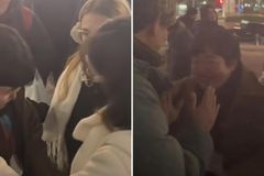 Moradora de rua é curada de lesão na costela durante evangelismo no Japão: \"A dor sumiu\"