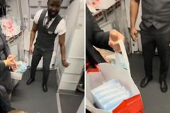 Pastor distribui versículos bíblicos para tripulação durante voo