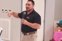 Delegado prega o Evangelho para detentos: “Cumpro a lei, mas pratico minha fé”