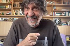 Polícia abre inquérito após historiador dizer que ‘evangélico não tem que votar’