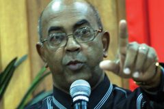 Ex-mestre sala que se converteu alerta: "Os portais do inferno se abrem no Carnaval”