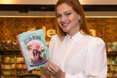 “Deixa Nevar”: Romance cristão vai virar série da Netflix