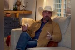 Prestes a tirar a vida, ateu lê a Bíblia e aceita Jesus: “Fui restaurado”