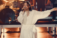 Julia Vitória apresenta nova música “Princípio e Fim”