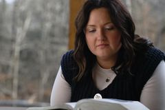 Jovem aceita Jesus na prisão e se torna evangelista em penitenciárias nos EUA