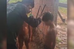 Crianças pedem a missionário para aceitar Jesus no Acre: ‘Serão canais de bênçãos’