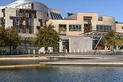 Parlamento da Escócia rejeita projeto de lei que legalizaria a morte assistida