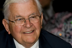 James M. Houston falece aos 103 anos