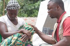 Médicos evangelizam pacientes no Congo: “Vimos pessoas entregarem suas vidas ao Senhor”