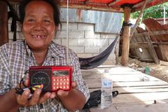 Viúva que teve casa reformada por missão aceita Jesus no Camboja: “Decidi segui-lo”