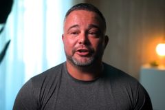 Criminoso condenado 40 vezes se converte após ouvir Deus: “Até quando vai fugir de mim?”