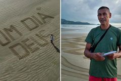 Morador inspira com mensagens de fé na areia de praia em SC: “Que alcance vidas”