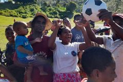 Mais de 1.000 moradores de aldeia resistente ao Evangelho aceitam Jesus em Madagascar