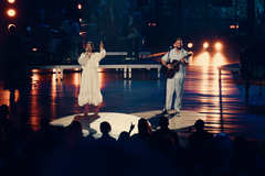 Julia Vitória e Marcelo Markes lançam canção “Vamos Cantar”