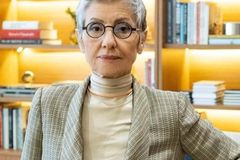 Cássia Kis é denunciada por transfobia após criticar presença de trans em banheiro feminino