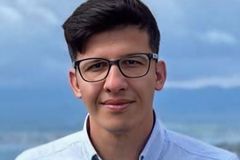Cristão que foi preso por participar de igreja doméstica é libertado no Irã