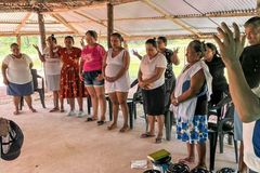 Igreja reaberta na Colômbia alcança bruxos e guerrilheiros: ‘Agora servem a Deus’