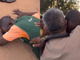 Pastor africano se emociona ao ganhar moto para evangelizar: “Resposta de oração”