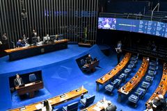Senado derruba resolução sobre aborto legal em menores sem a autorização dos pais