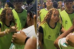 Jovens fazem evangelismo de rua em libras no Nordeste: “Jesus fala todas as línguas”