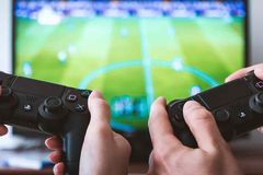 Missionário usa videogame para evangelizar e leva agnóstico para Jesus