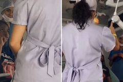 Dentista evangeliza paciente surda em Libras no sertão: “A vi como Cristo a vê”